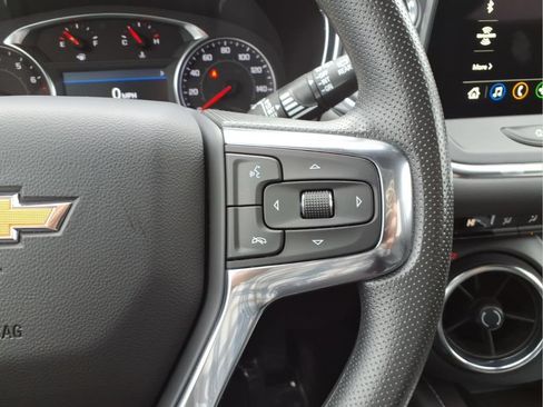 Certified 2024 Chevrolet Blazer LT w/ Convenience Package FWD image 12