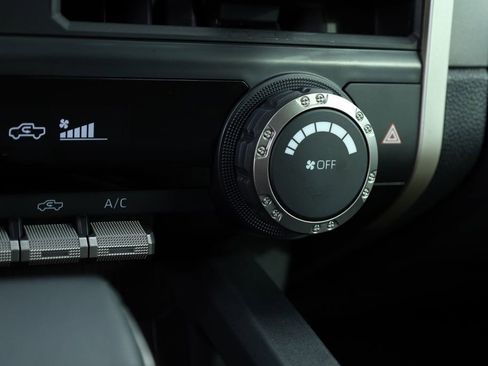 Used 2024 Toyota Tacoma SR5 image 10