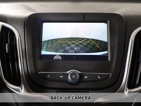 Used 2019 Chevrolet Equinox LT w/ Driver Convenience Package FWD image 5