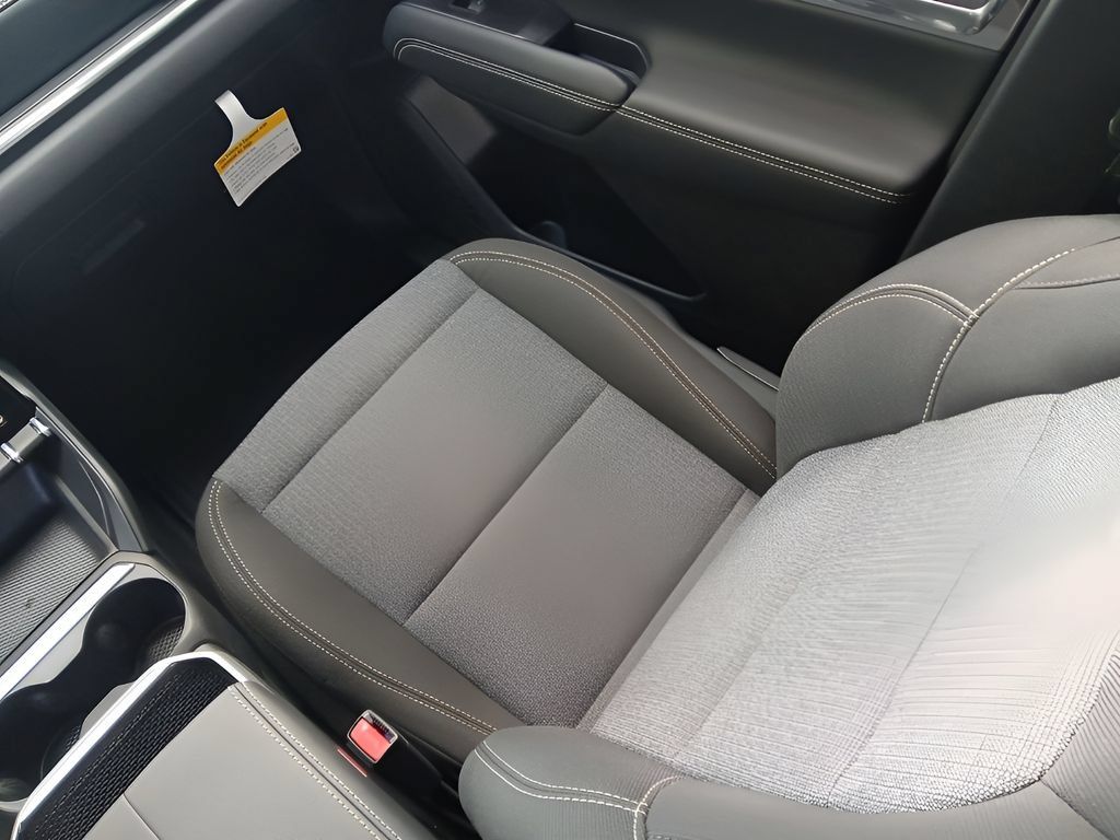 New 2027 GMC Terrain Elevation FWD image 22