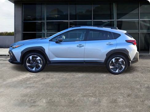 Certified 2025 Subaru Crosstrek 2.5i Limited w/ Crosstrek Mirror Package image 7