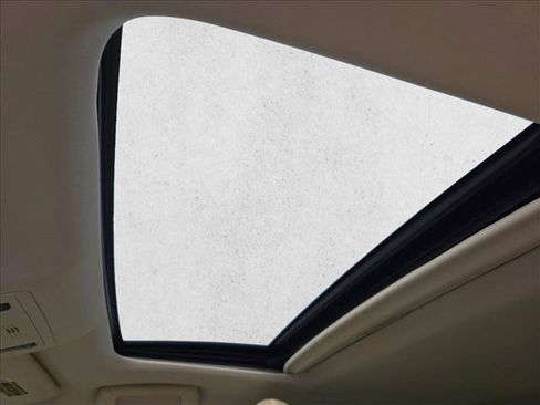 Used 2014 Lexus ES 350 w/ Luxury Package FWD image 13