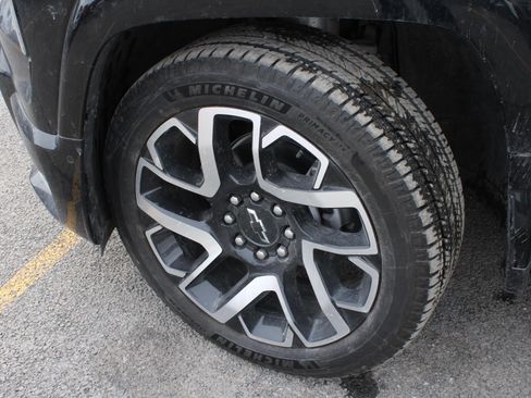 New 2024 Chevrolet Silverado EV RST AWD/4WD image 17