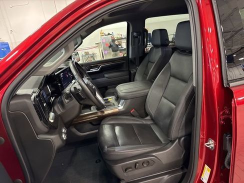 Used 2023 GMC Sierra 1500 Elevation w/ Elevation Premium Package image 24