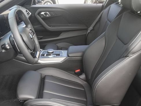 Used 2025 BMW 230i Coupe RWD image 10