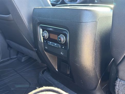 Used 2022 Chevrolet Tahoe High Country image 22