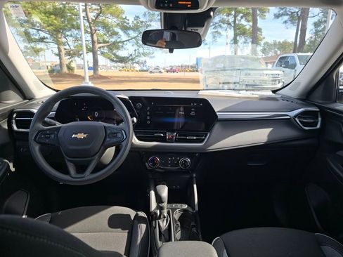 New 2026 Chevrolet TrailBlazer LT w/ Driver Confidence Package image 12