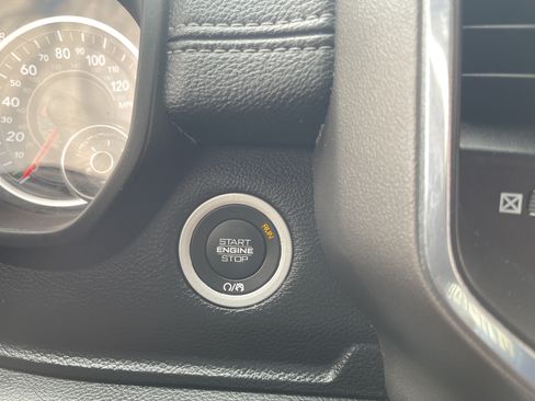 Used 2021 RAM 1500 Laramie w/ Sport Appearance Package AWD/4WD image 23