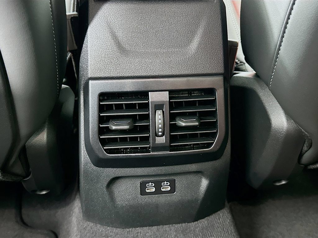 Used 2026 BMW 228i xDrive w/ Technology Package AWD/4WD image 18