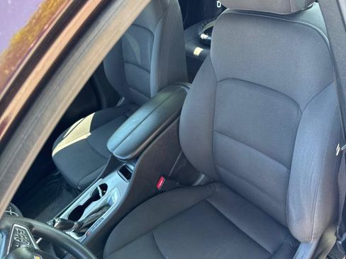 Used 2020 Chevrolet Malibu LT FWD image 17