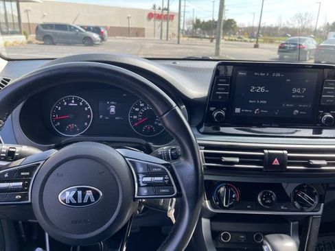 Used 2021 Kia Seltos S image 11