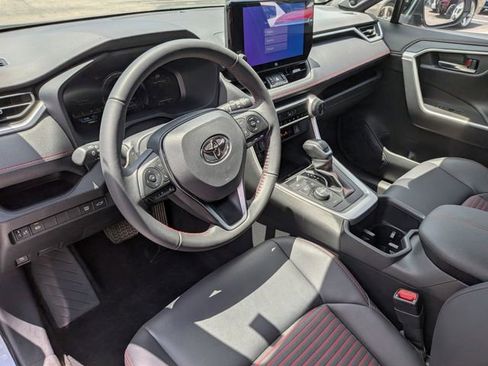Used 2024 Toyota RAV4 XSE AWD/4WD image 15