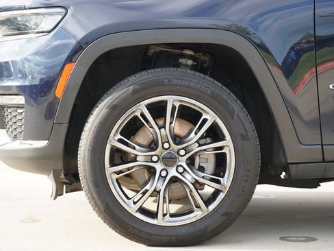 Used 2023 Jeep Grand Cherokee L Limited RWD image 7