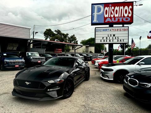 Used 2022 Ford Mustang GT Premium w/ GT Performance Package RWD image 1