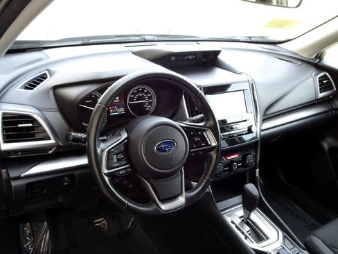 Used 2019 Subaru Forester Premium w/ All-Weather Package image 11