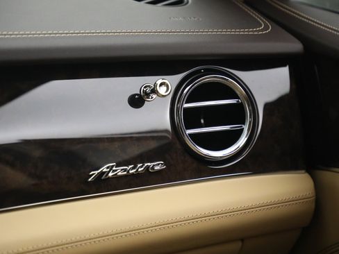 New 2026 Bentley Bentayga AWD/4WD image 32