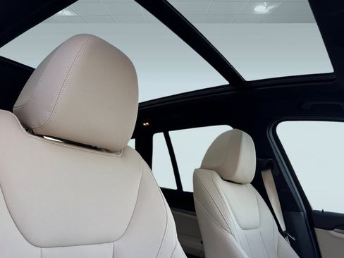 Used 2021 BMW X3 xDrive30i w/ Convenience Package image 15