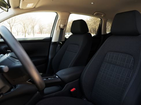 Used 2026 Honda HR-V LX image 17