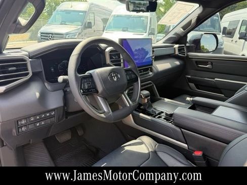Used 2026 Toyota Sequoia Platinum w/ Tow Technology Package AWD/4WD image 14