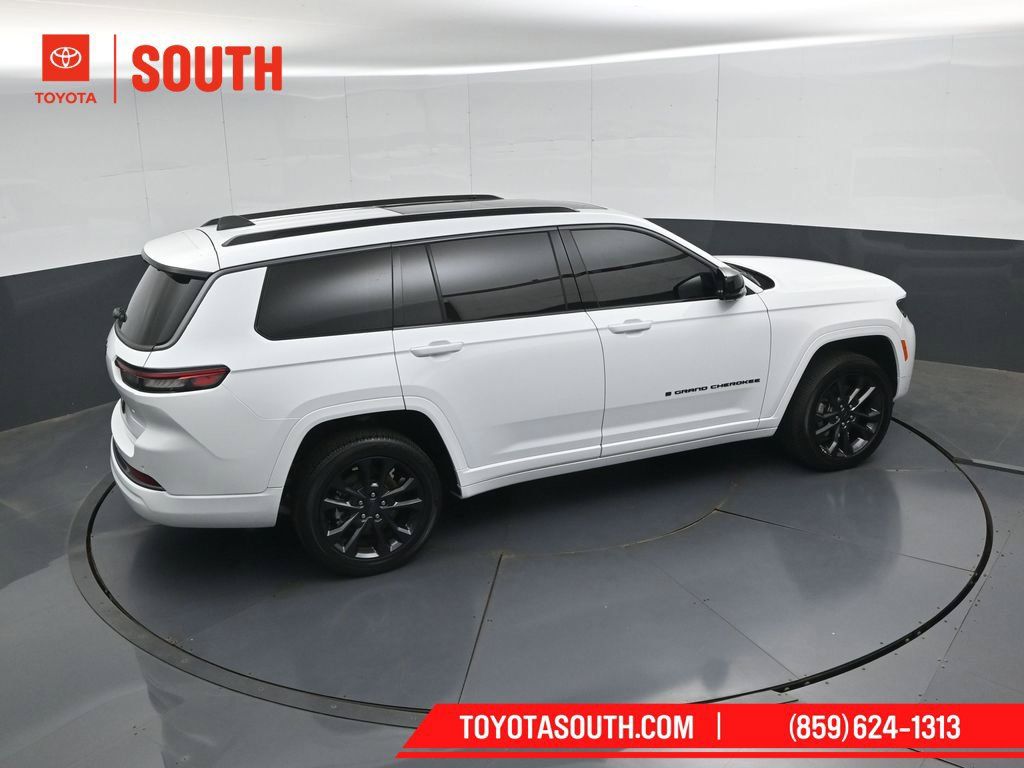 Used 2026 Jeep Grand Cherokee L Limited AWD/4WD image 51