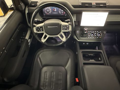 Used 2022 Land Rover Defender 110 X-Dynamic SE AWD/4WD image 27
