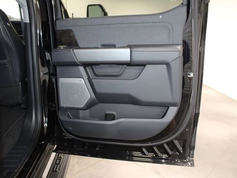 New 2025 Ford F250 Lariat w/ Lariat Ultimate Package image 33