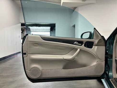 Used 2000 Mercedes-Benz CLK 430 Cabriolet image 61