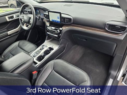 Certified 2024 Ford Explorer Limited AWD/4WD image 19