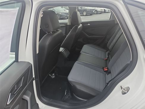 New 2026 Volkswagen Jetta SE image 24