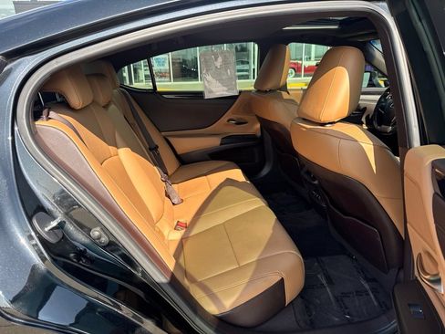 Used 2021 Lexus ES 350 w/ Premium Package FWD image 32