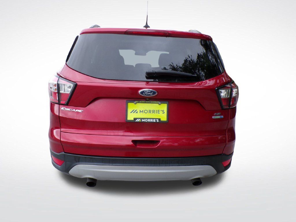 Used 2018 Ford Escape SE w/ SE Sync 3 Package AWD/4WD image 5