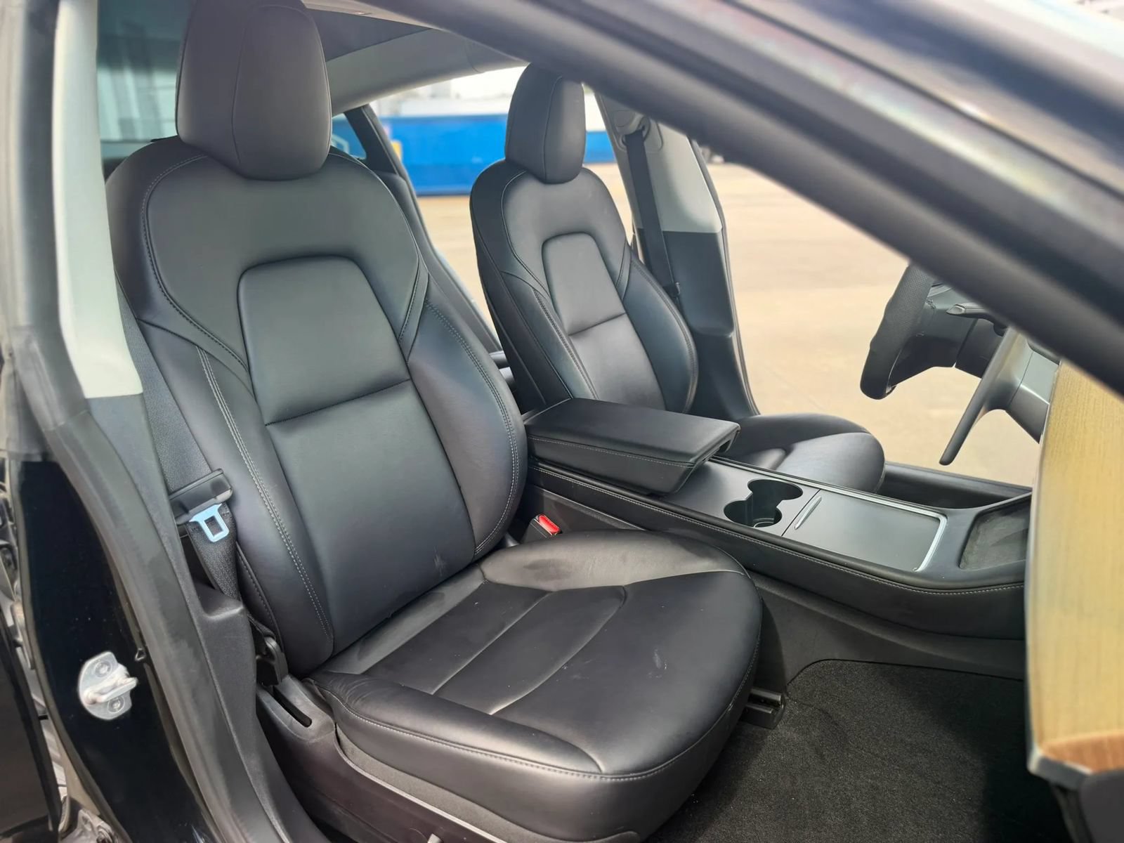 Used 2022 Tesla Model 3 Long Range AWD/4WD image 25