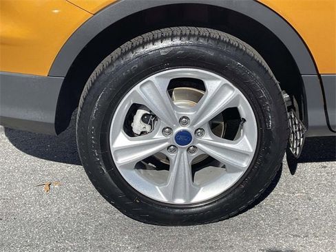 Used 2016 Ford Escape SE image 7