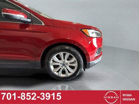Used 2019 Ford Edge Titanium w/ Equipment Group 301A AWD/4WD image 20