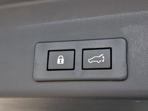 Used 2024 Subaru Ascent Touring AWD/4WD image 33