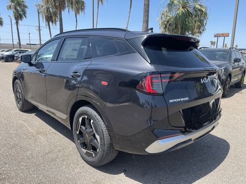 New 2026 Kia Sportage SX image 5