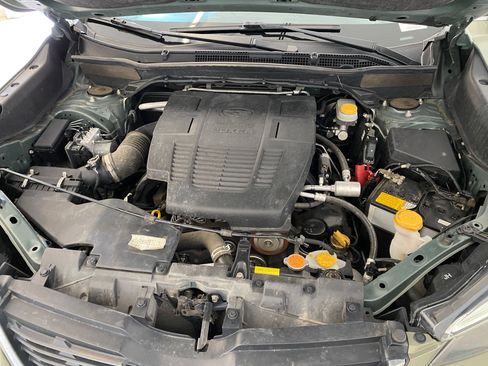 Used 2019 Subaru Forester Touring image 32