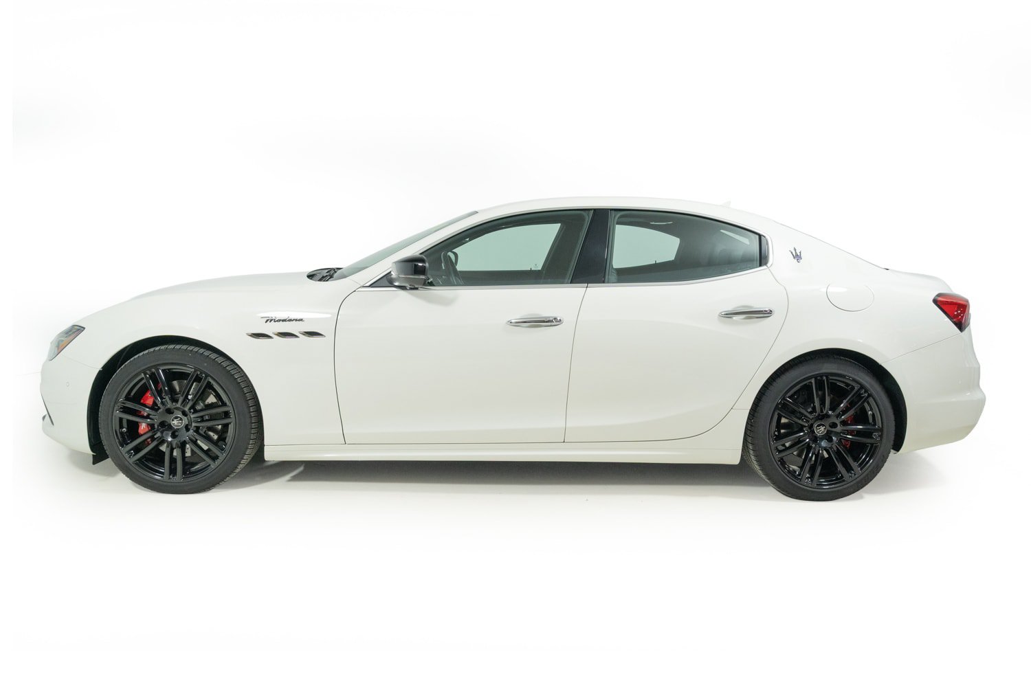 Used 2024 Maserati Ghibli Modena Ultima Q4 AWD/4WD image 3