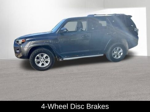 Used 2017 Toyota 4Runner SR5 Premium AWD/4WD image 9