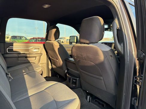 Used 2024 RAM 3500 Big Horn image 18