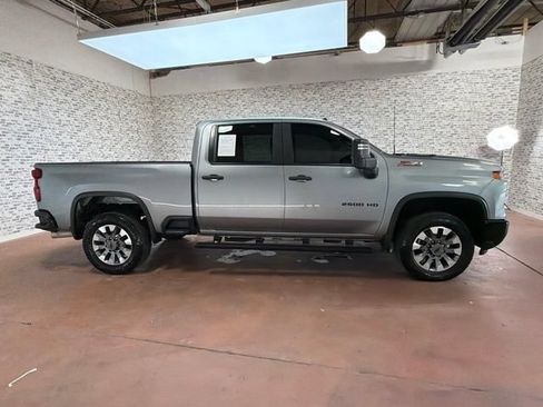 Used 2024 Chevrolet Silverado 2500 Custom w/ Custom Value Package AWD/4WD image 8