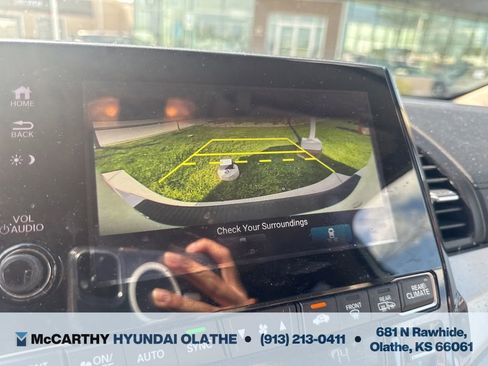 Used 2023 Honda Odyssey Touring image 7