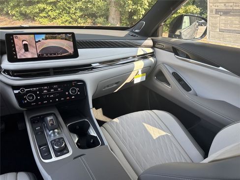 New 2026 INFINITI QX60 Autograph w/ Dark Cargo Package image 18