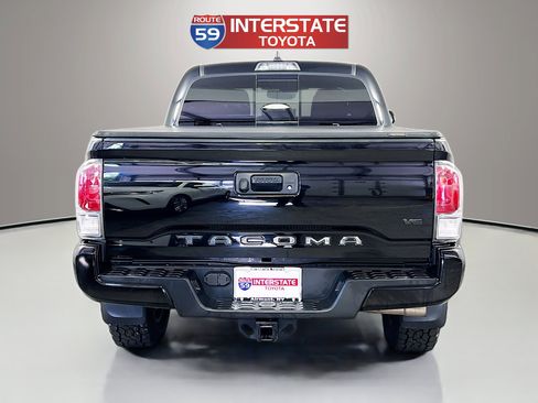 Used 2023 Toyota Tacoma TRD Sport AWD/4WD image 6