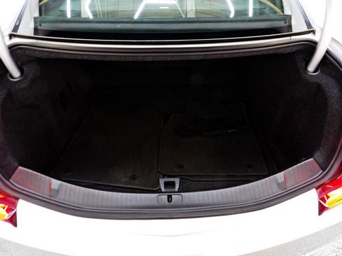 Used 2018 Cadillac XTS Platinum FWD image 13