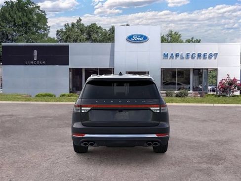 New 2026 Lincoln Aviator AWD image 5