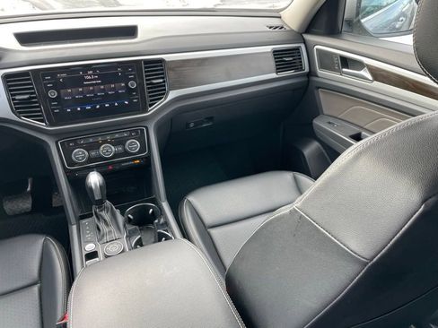 Used 2022 Volkswagen Atlas SE AWD/4WD image 14