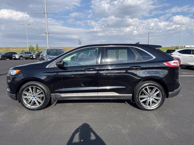 Used 2019 Ford Edge Titanium w/ Cold Weather Package AWD/4WD image 7