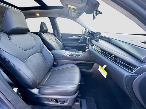 Used 2026 INFINITI QX60 Luxe w/ Cargo Package image 32