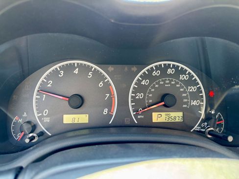 Used 2012 Toyota Corolla L FWD image 19